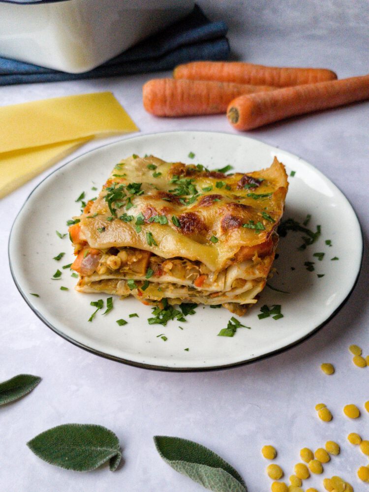 Gemüse-Lasagne mit gelben Linsen